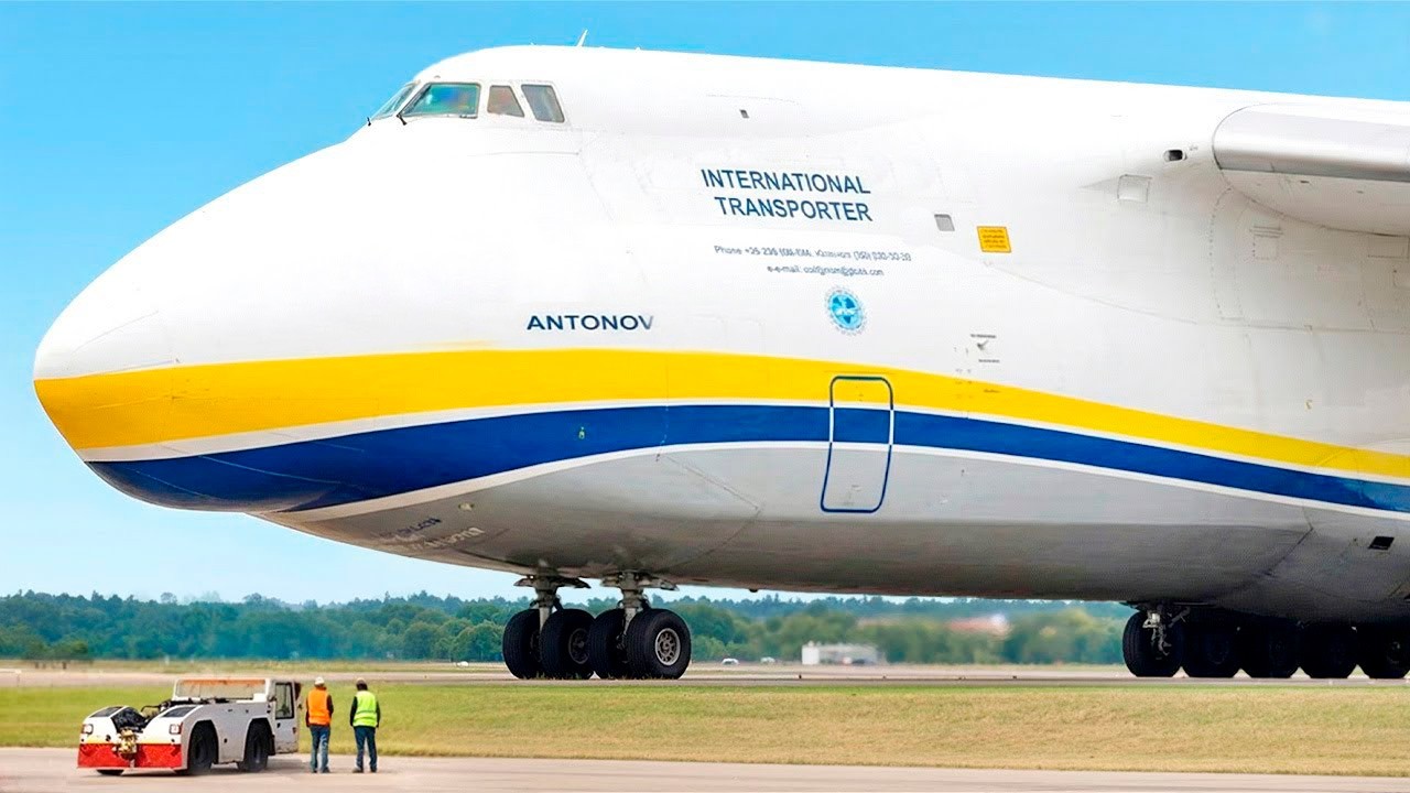 Inside the World’s Biggest Aircraft Ever Built