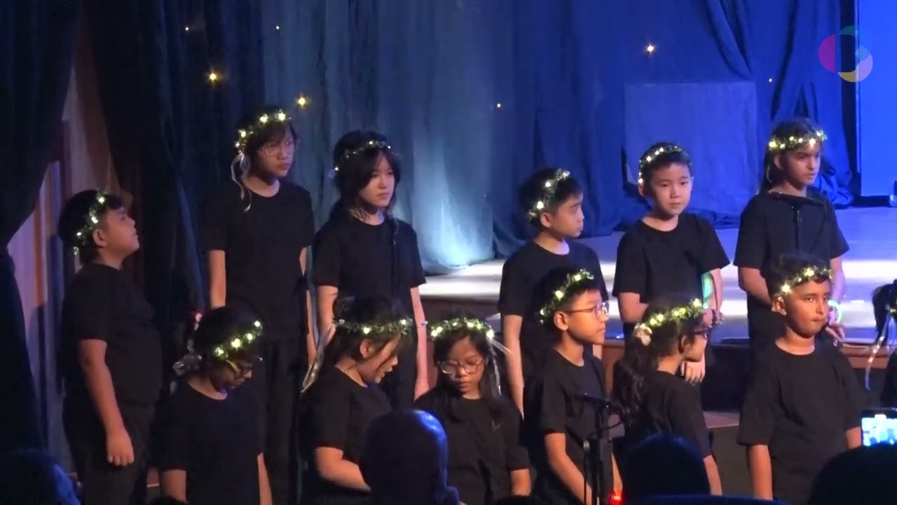 Peter Pan - The Musical - 01 - ‘Don’t Look Down’