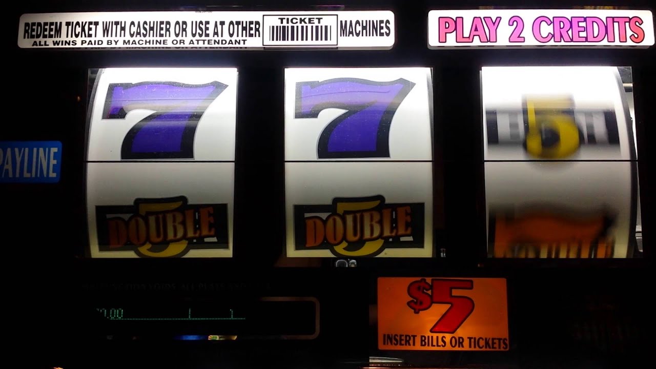 Live play double gold 7's. $ 5. Slot machine.