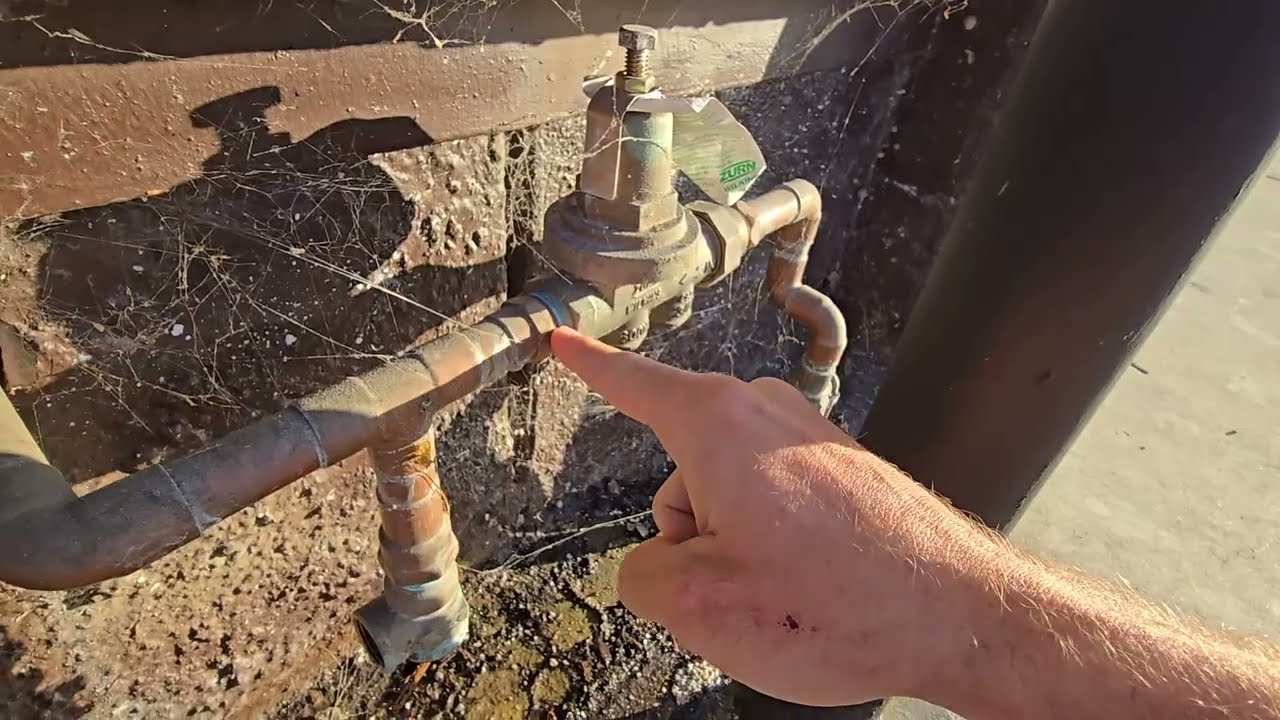 Как снять PRV, если он упирается прямо в стену?!