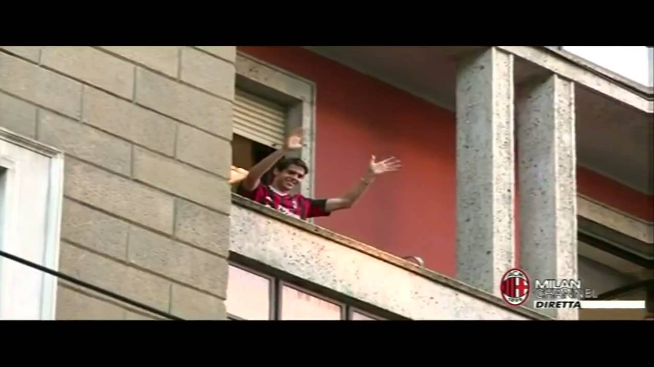 Kaka  jumping with the Milan fans at Via Turati and Giannino