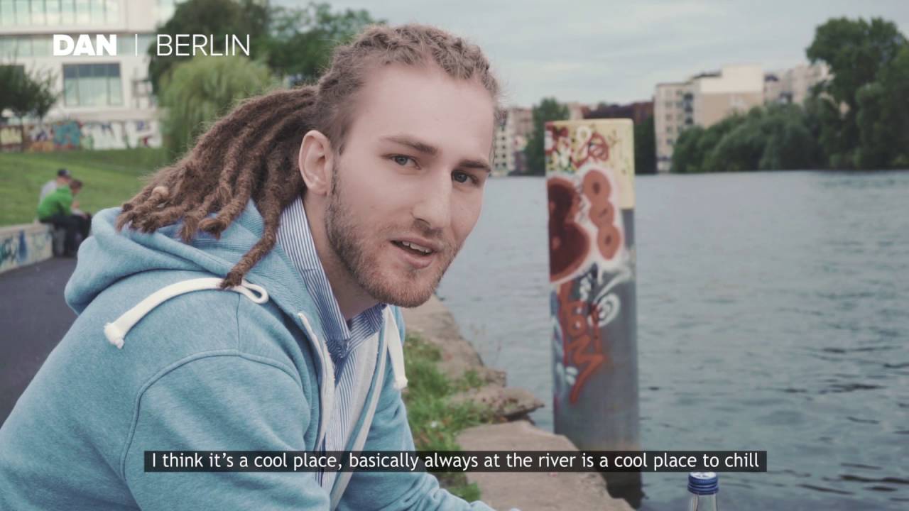 Showaround: City Tour with Dan in Berlin