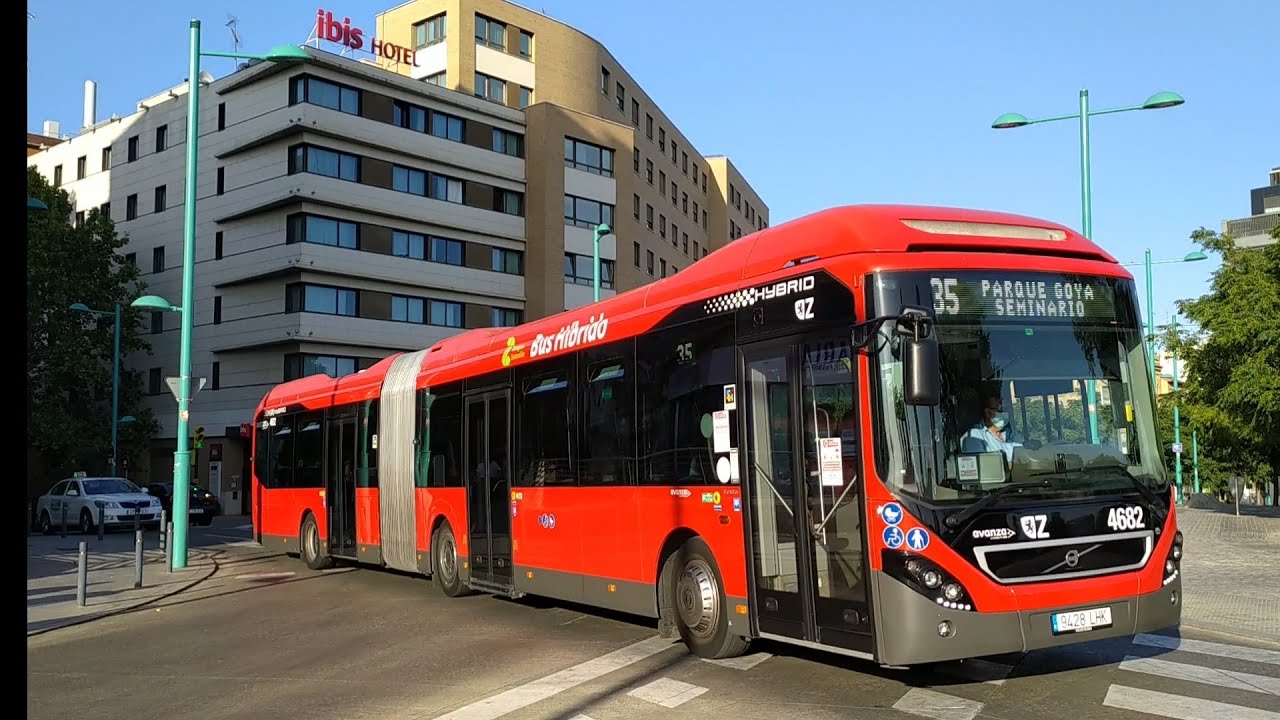 Circulación autobuses urbanos e interurbanos Paseo Ribera/Puente de Piedra - (Zaragoza) 28/08/2021