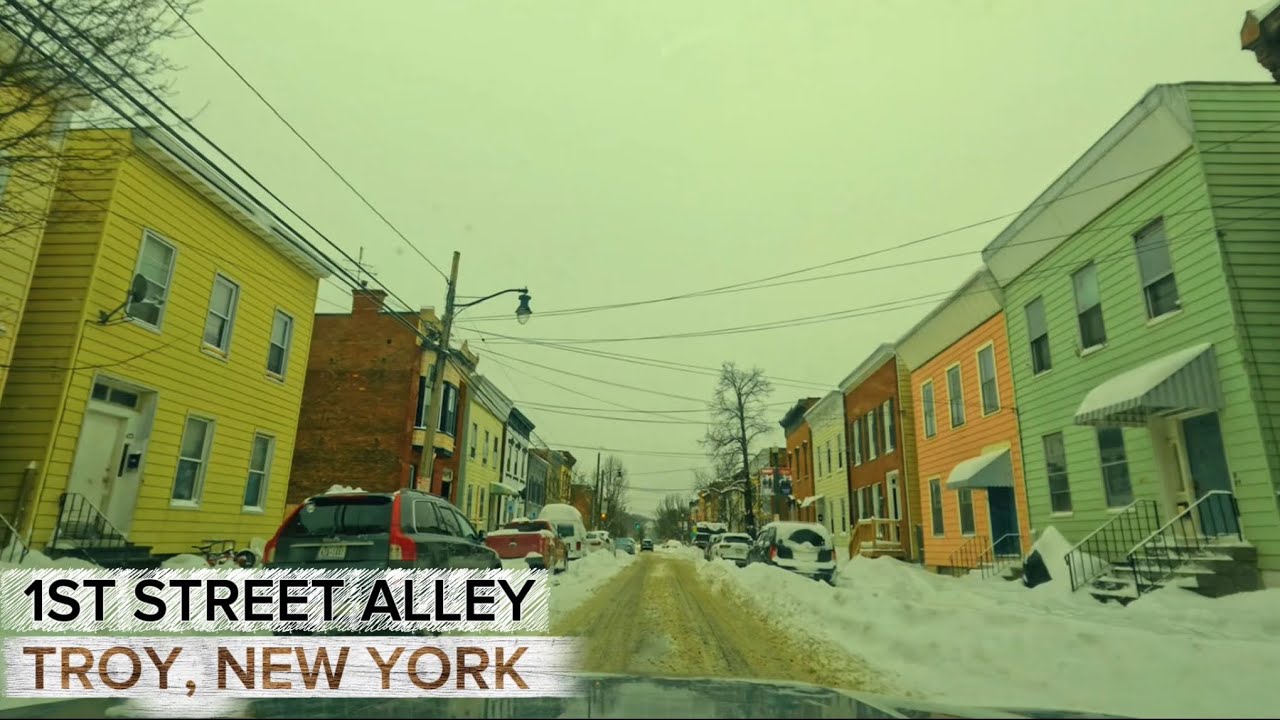 A tour drive around 1st street alley Troy, ny ( not a fan of the winter ) 