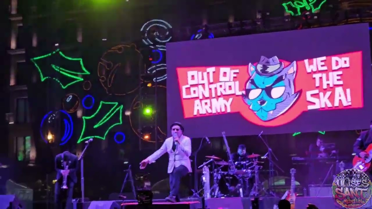Out Of Control Army - Quien Devuelve el Tiempo (En Vivo desde el Zócalo de la Ciudad de México)