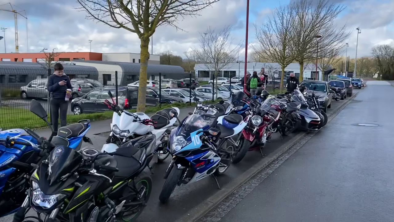 Les motards contre le harcèlement à Villers-Bocage (Calvados)