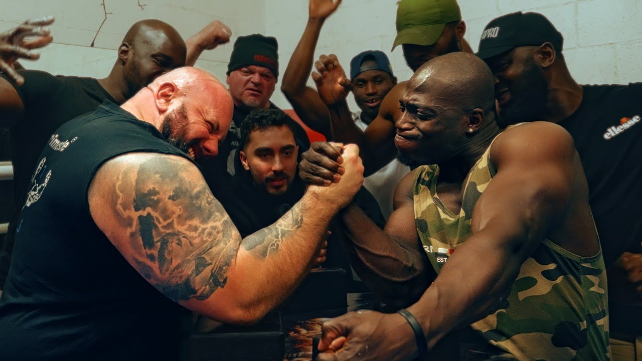 3 VS 3 : STREETWORKOUT contre STRONGMAN