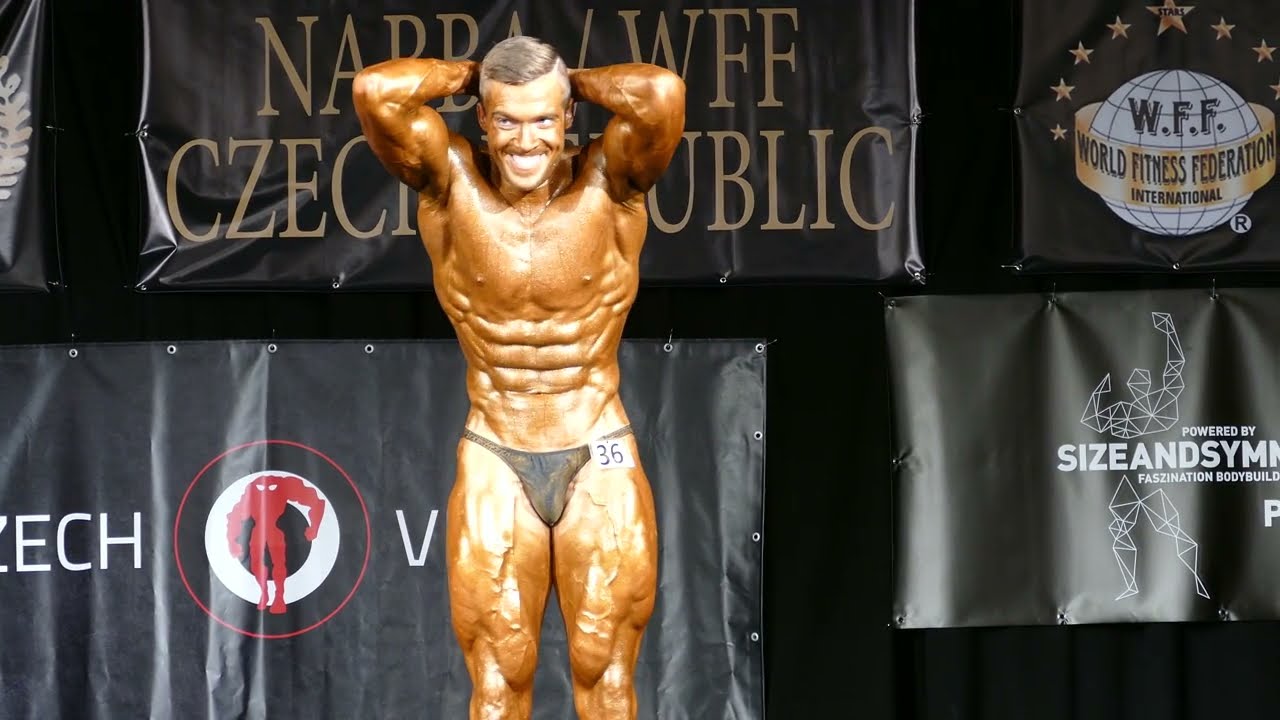 Marius Sarapas - NABBA Czech Championship 2015