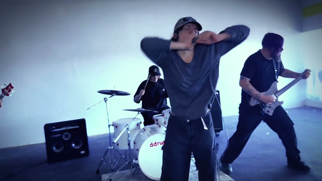 ARPH - Narcissist (Official Music Video)