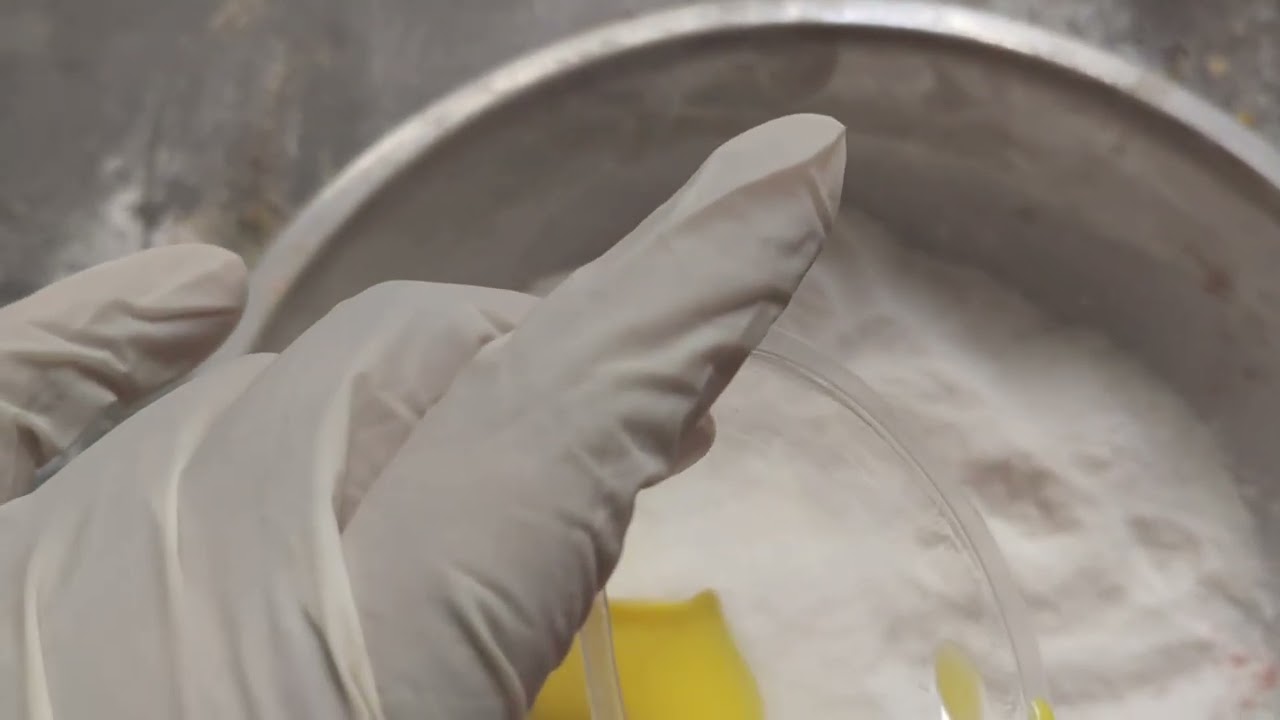 🌈Homemade Rangoli Colours | Made with Fabric Colours at Home 