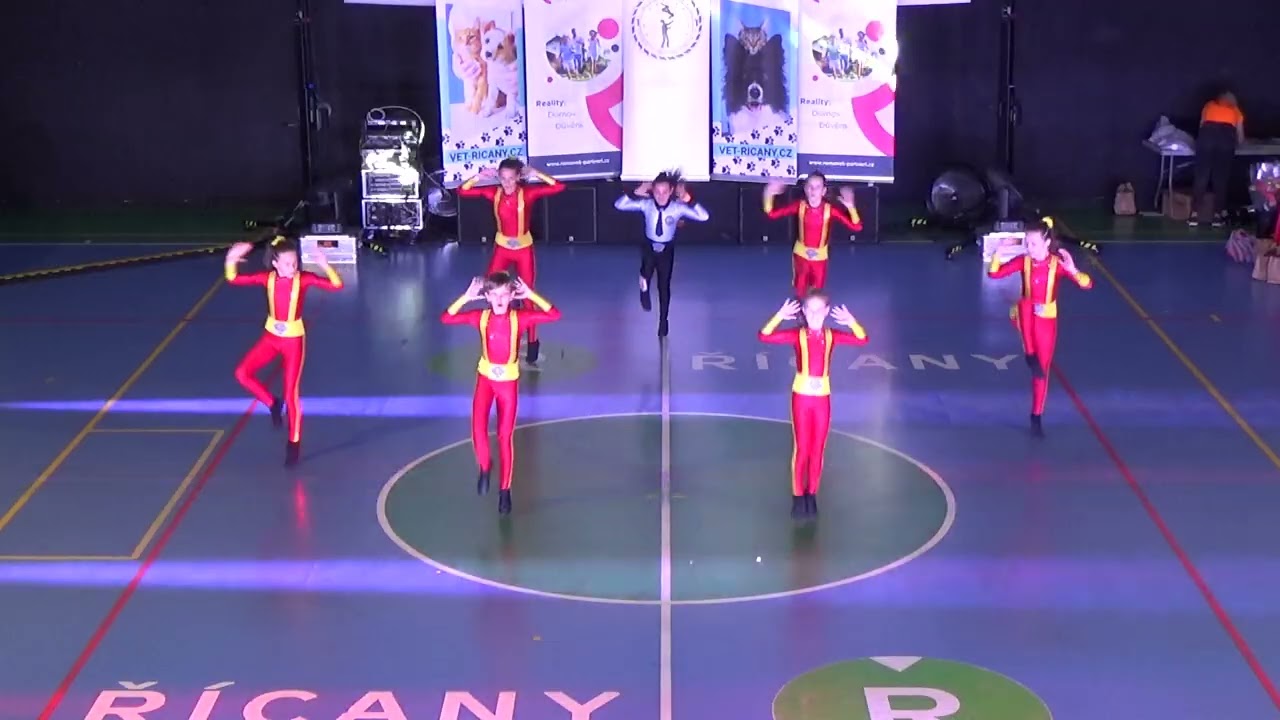 MDFD, 1. místo Paw Patrol   [www.rokenrol.cz]