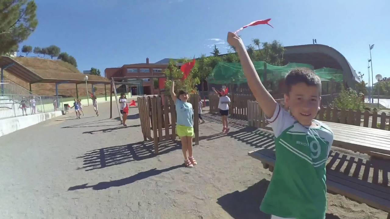 LIP DUB ESCOLA MONTSERRAT  CASTELLBISBAL CURS 2015-16