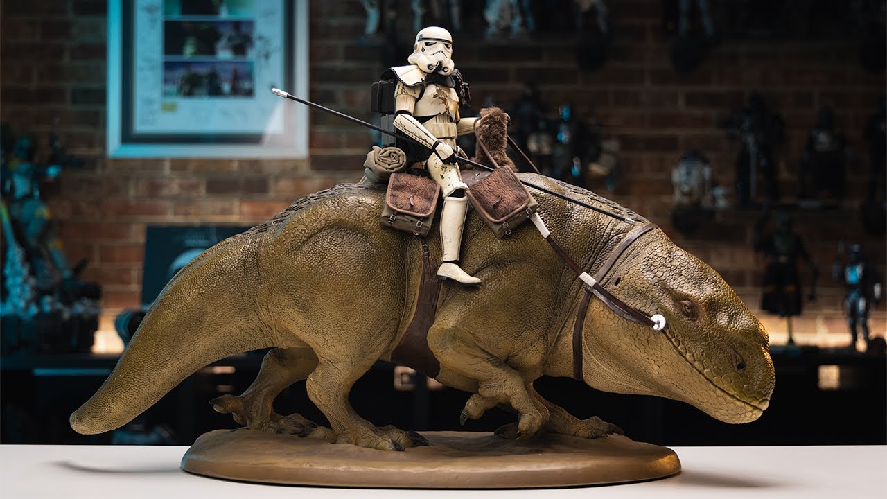 EPIC STAR WARS HAUL: Adding The Sideshow Dewback to My Collection After 5 Years!