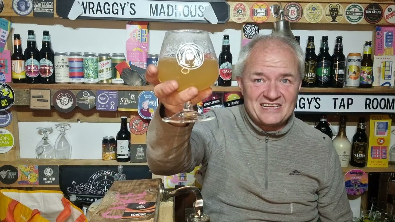 A Beer With Wraggy   - Glass or Plastic at Beer Festivals ?