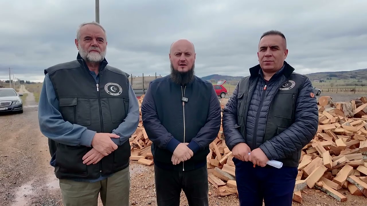CHR Hajrat i Medžlis IZ Sjenica pomažu najugroženijima &ndash; Zima u Sjenici lak&scaron;a za mnoge