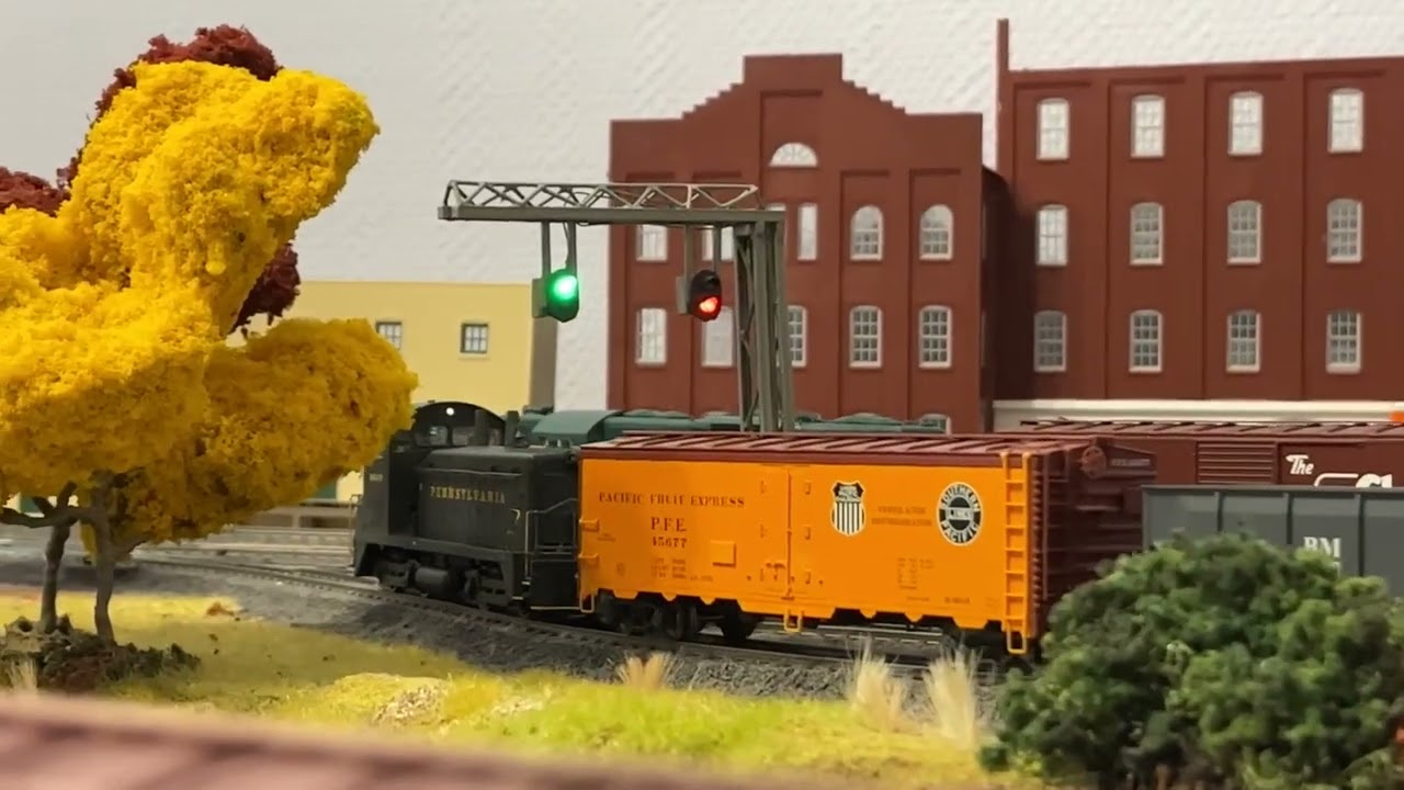 US trains running on Märklin layout