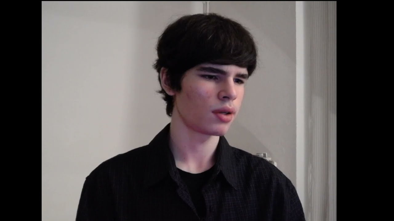 Reading a SMART BOOK because of Kai Cenat!