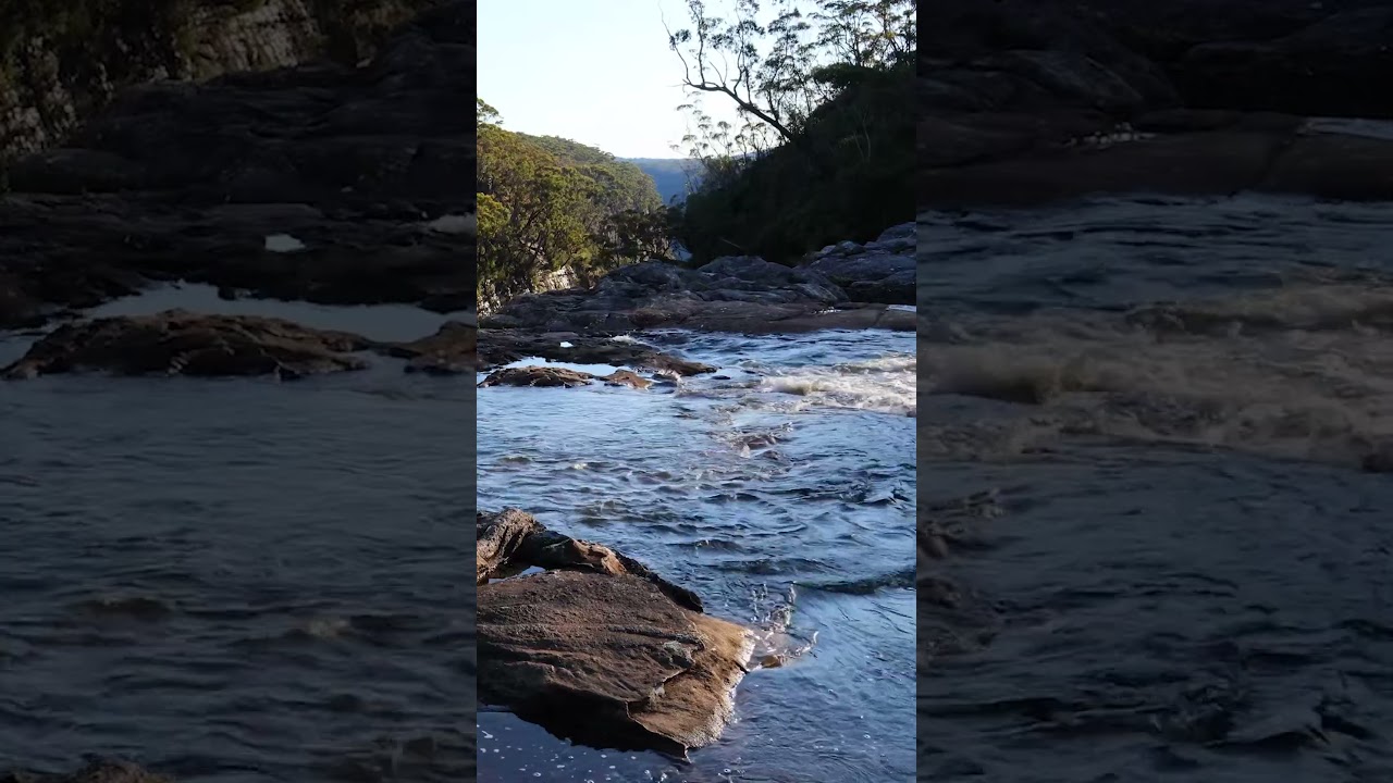 часов у ручья на краю утёса | Carrington Falls NSW Австралия | SleepForm Studio