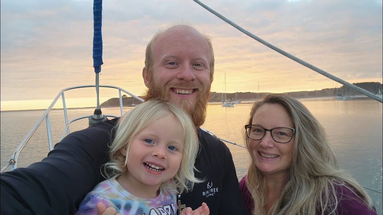 We did it!!! Bought a sailboat and sailed out into the open ocean!!!