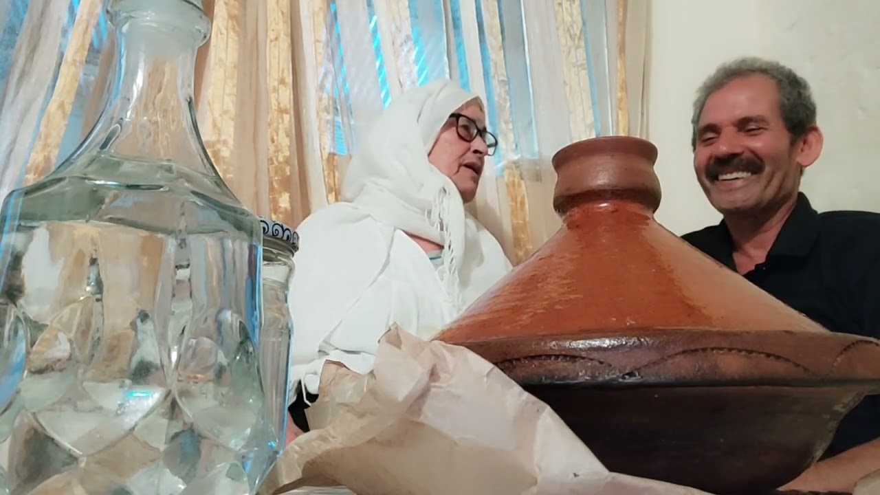 هذا طاجين ديال اللحم مخضر بالرضا ديال الميمة،لباقالو ميمتو يتهلا فيها.#الزعيبيلة#سومية يوزا#
