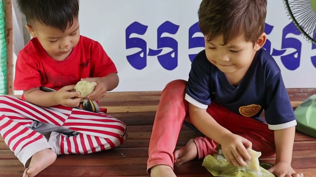 នំគម(Num Korm) Khmer cake traditional favorite