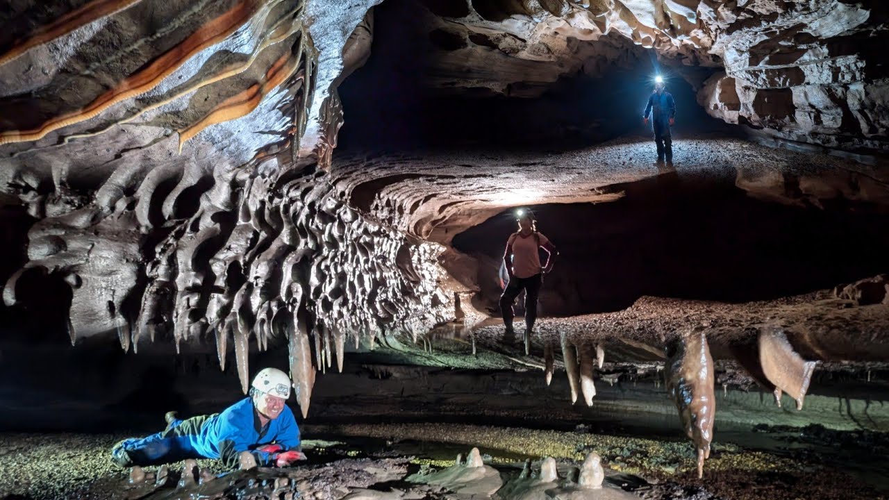 Hidden Cave Reveals Miles of Unreal Borehole Passage in Tennessee!