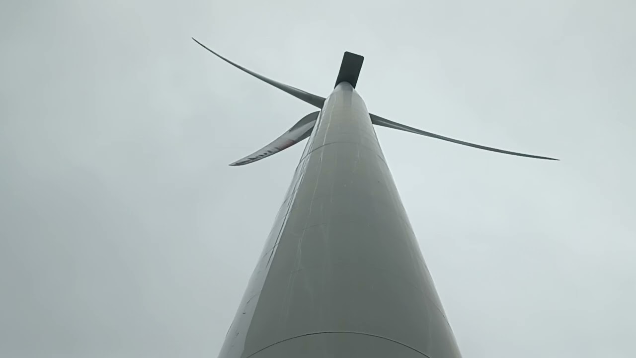 Windpark Farnstädt (16× Vestas V90 und 6× NEG Micon NM82)