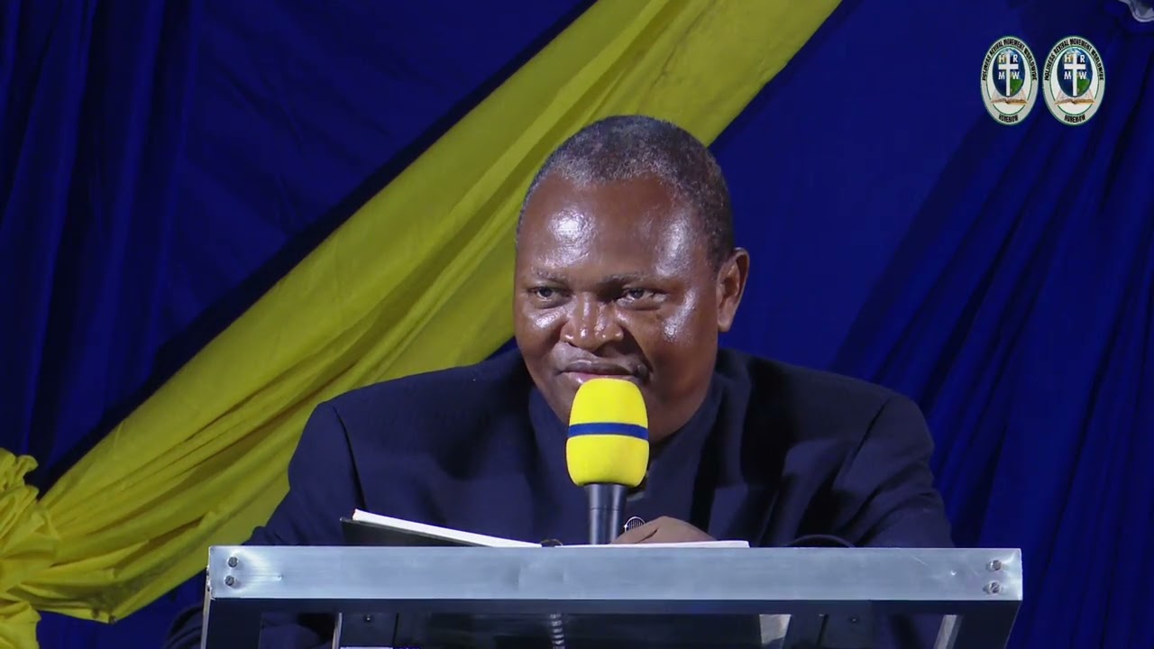 HRMW1474 GOD WILL GIVE YOU COMFORT (English and Hausa) By Pastor Paul Rika