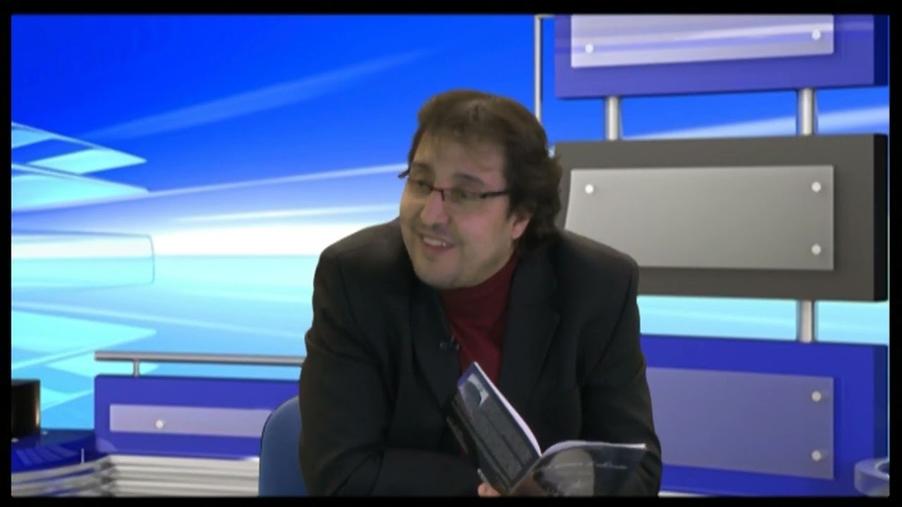mouloud Azzoug dans l’émission Art et société sur Berber tv Avec Kamel Tarwiht.