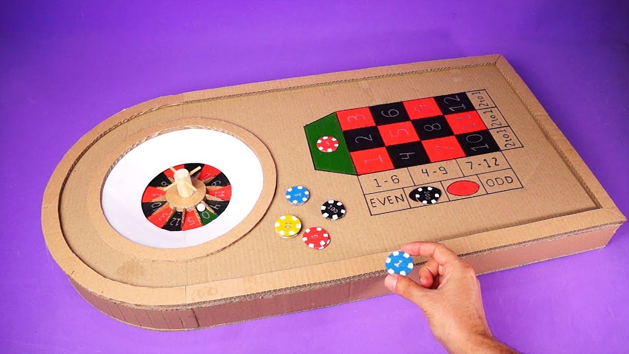 Mini Roleta de Cassino feito com papelão! Aprenda a fazer um e se divirta!