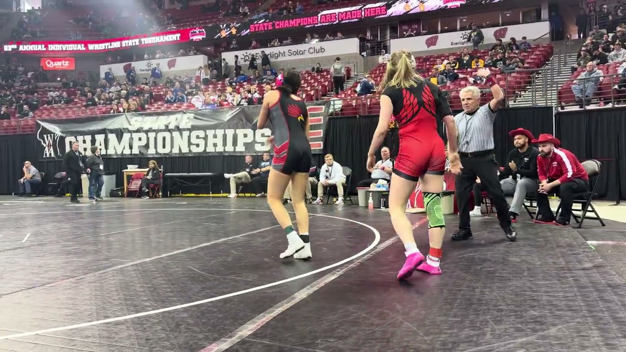 Ellianna Robinson v Waukesha South