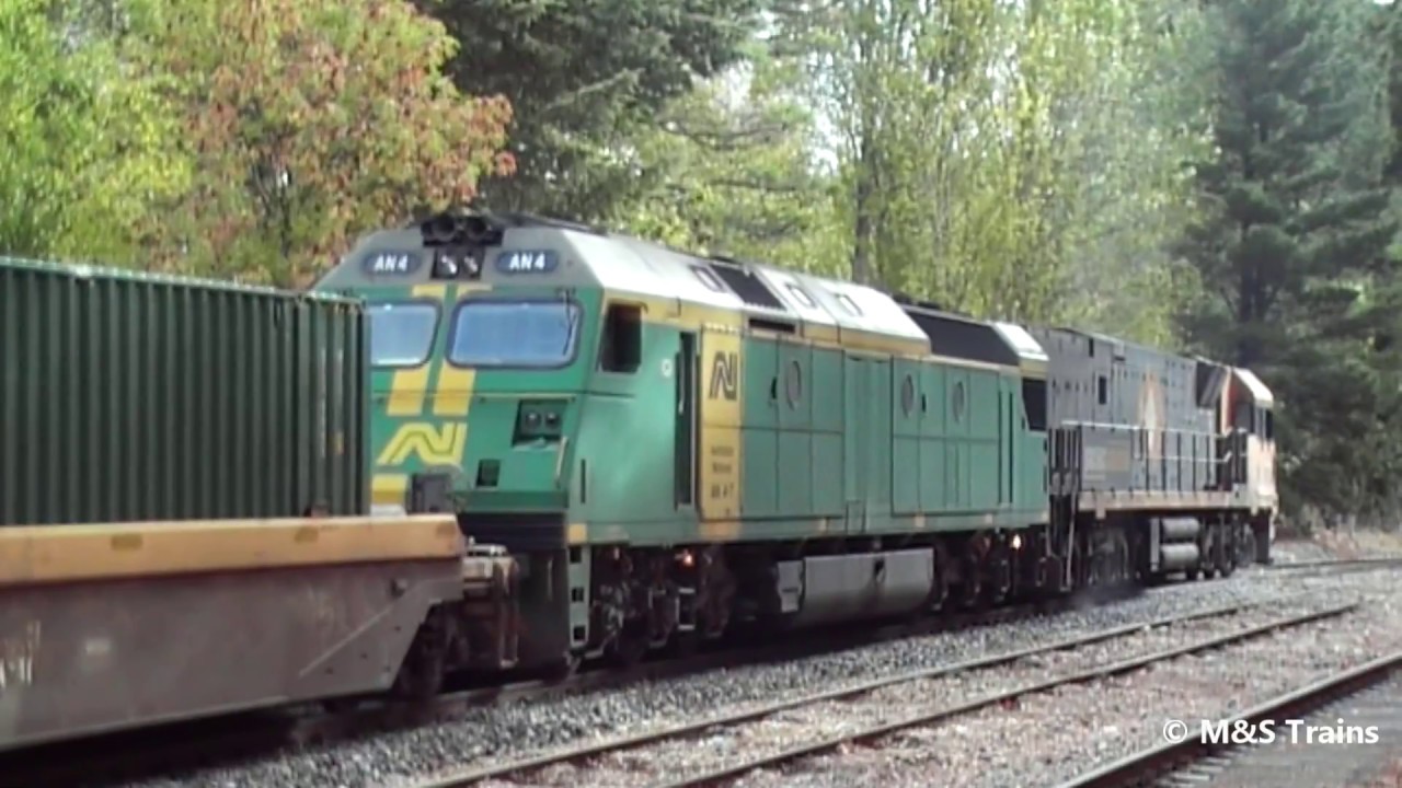 EMD 710 V16 diesel (AN Class) departing Mount Lofty on 1 in 46 Gradient