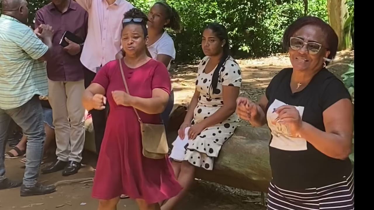 CULTO NO MONTE - THAIANE NASCIMENTO