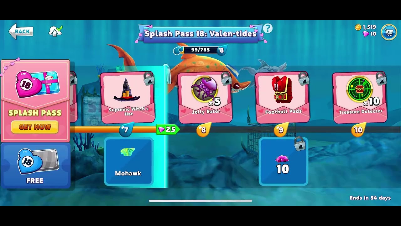Playing hungry shark world￼ #hungrysharkworld #gameplay 