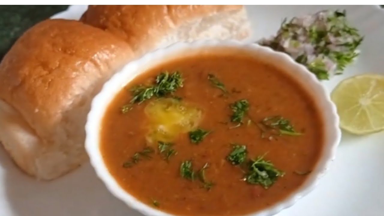 Pav bhaji in cooker with steam pav / झटपट पावभाजी ते पण कुकरमध्ये| Mumbai Style Pav Bhaji Recipe