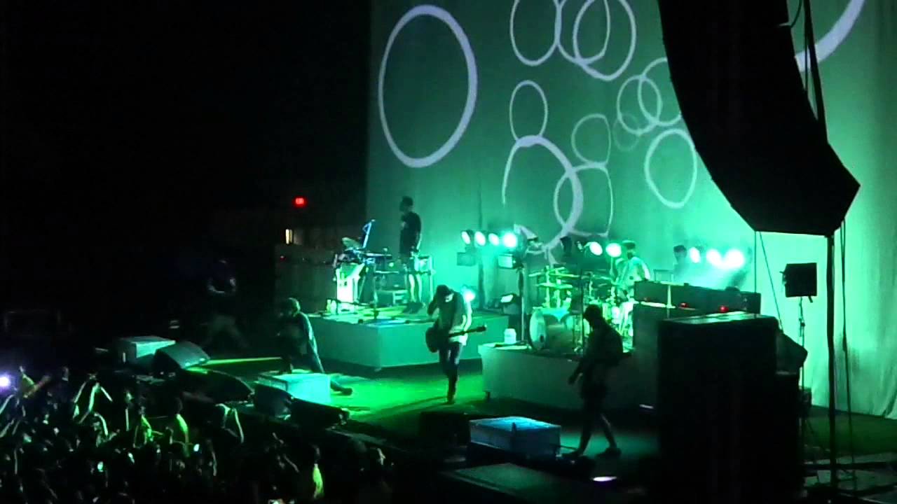 Bring Me the Horizon - Shadow Moses (Live At NRG Arena)