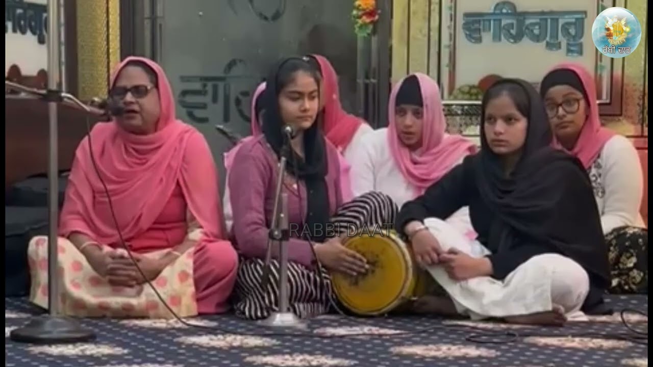 ਬੜਾ ਹੀ ਸੁੰਦਰ ਤੇ ਪਿਆਰਾ ਸ਼ਬਦ, ਵੱਖਰਾ ਅੰਦਾਜ਼ ||ਗੁਰੂ ਉਸਤਤ ਧਾਰਨਾਂ ||ਢੋਲਕੀ ਵਾਲਾ ਸ਼ਬਦ|| ਰੱਬੀ ਦਾਤ ਦੀ ਪੇਸ਼ਕਸ਼🙏