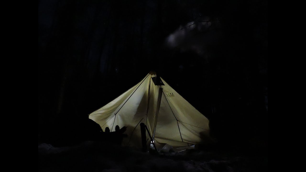 Winter Camping below -30°C with an Atuk Kanguk Tent and Kni-co Woodstove
