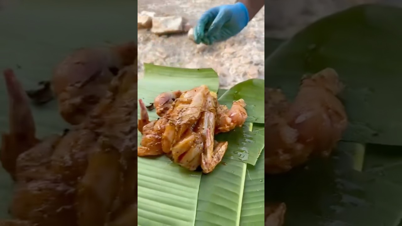 Wow 😮Have you ever tried chicken grilling in Bananas leaf amazing recipe #foryou #food #uae  #grill