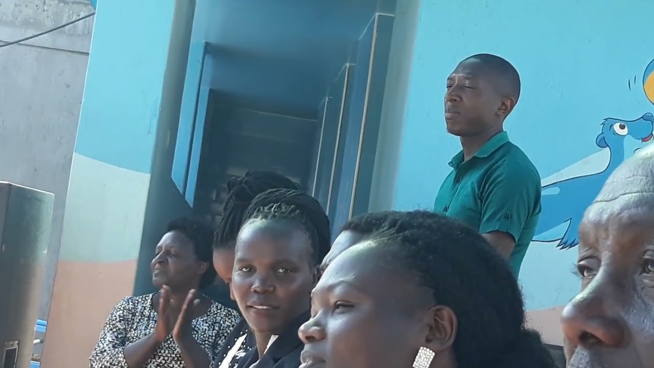 Kampala preparatory school rewards best PLE  performers with 1000000 Uganda shillings each.