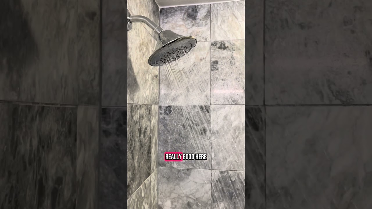 Las Vegas Affordable Clean Budget Hotel Room NYNY New York tour review inspection MGM resort cheap