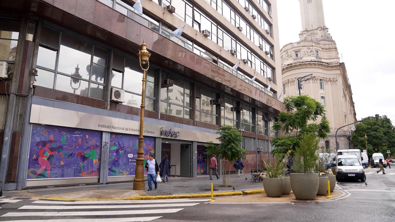 Argentina shops struggle as inflation soars