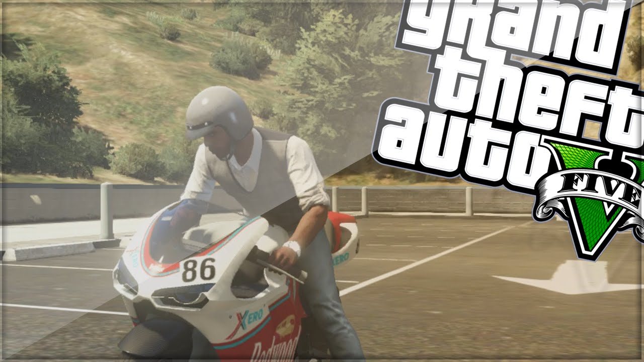 TIGHT GAP MOTO RACE! (GTA 5 Funny Moments)