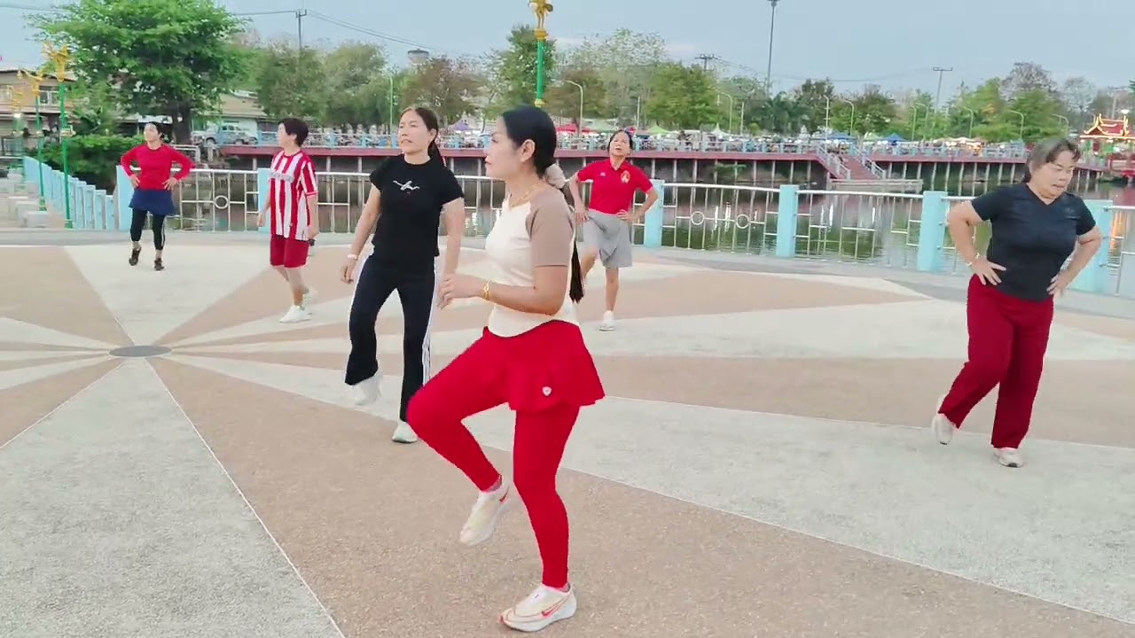 ชมรมไลน์แดนซ์อำเภอน้ำโสม