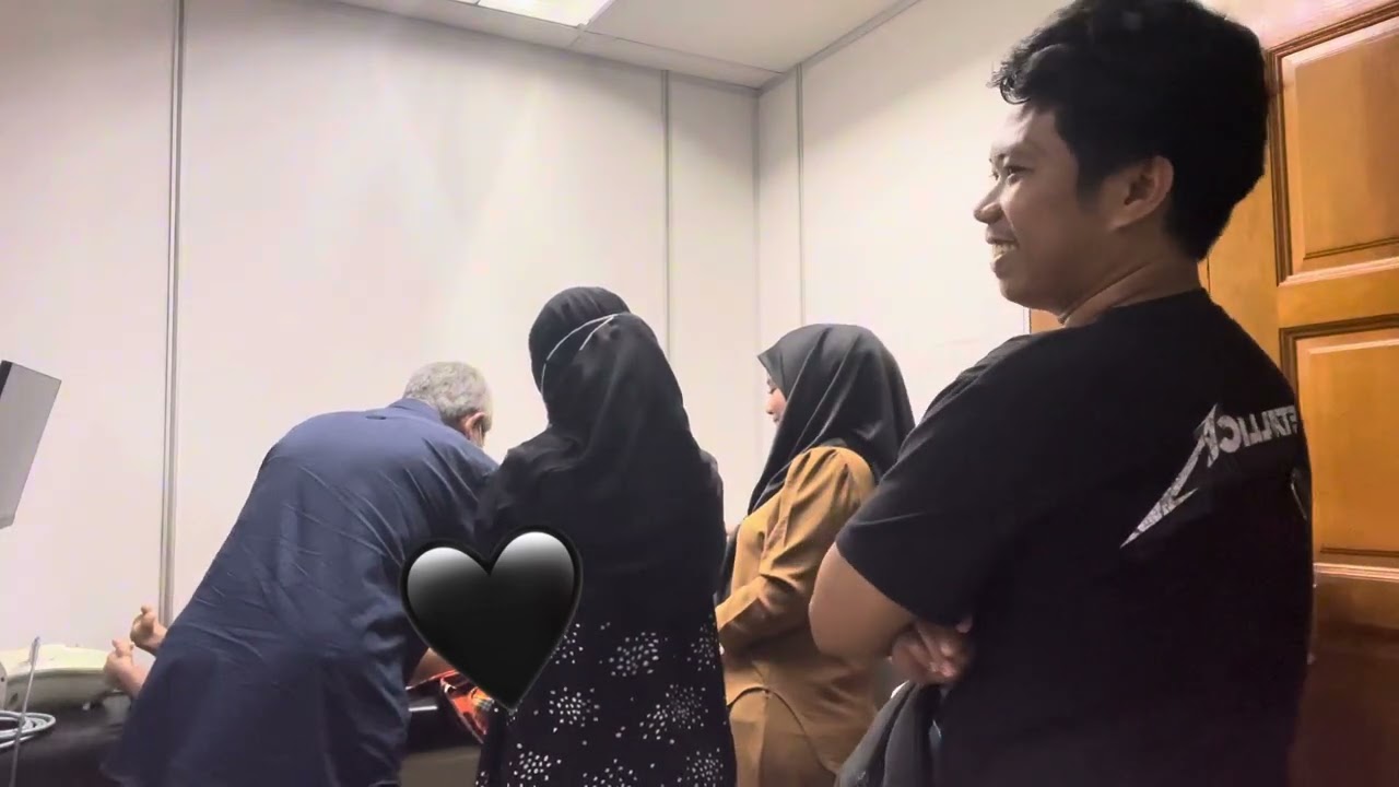 Abang Dadek Berkhatan (sunat) 2023