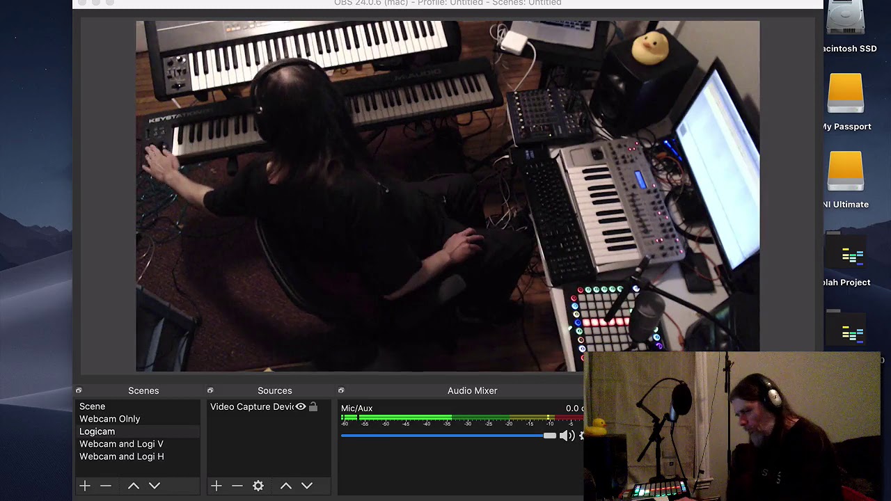 Chopped Piano with Bass and Beats