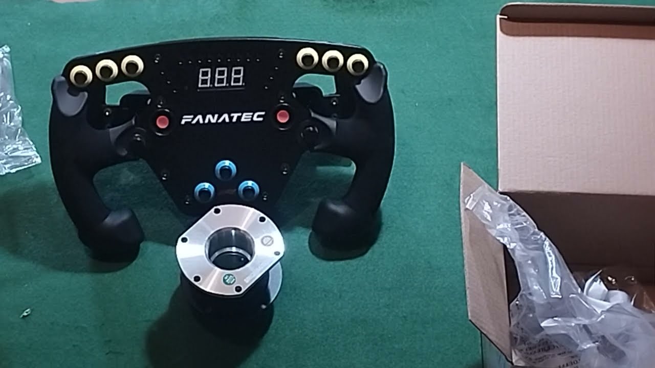 UNBOXING The FANATEC ClubSport V2 F1 Esports Steering Wheel And QR 1. Stevie DvD