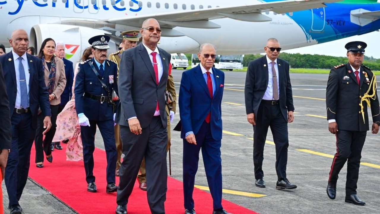 [En direct] Arrivée du président de la République des Seychelles, Patrick Herminie, à Plaisance
