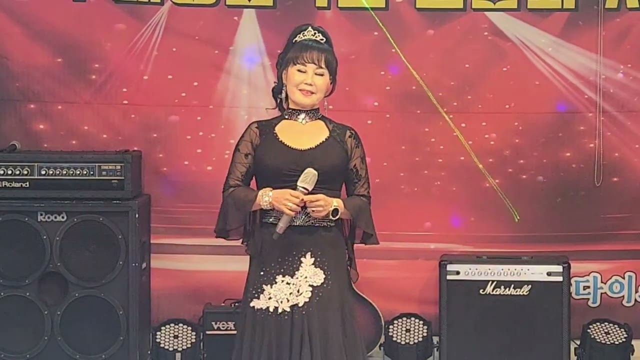 가수 *이도영 *노래*내나이가어떼서*원곡 오승근/한국대중음악인연합회 시흥시지회 파라다이스 엔터테인먼트 