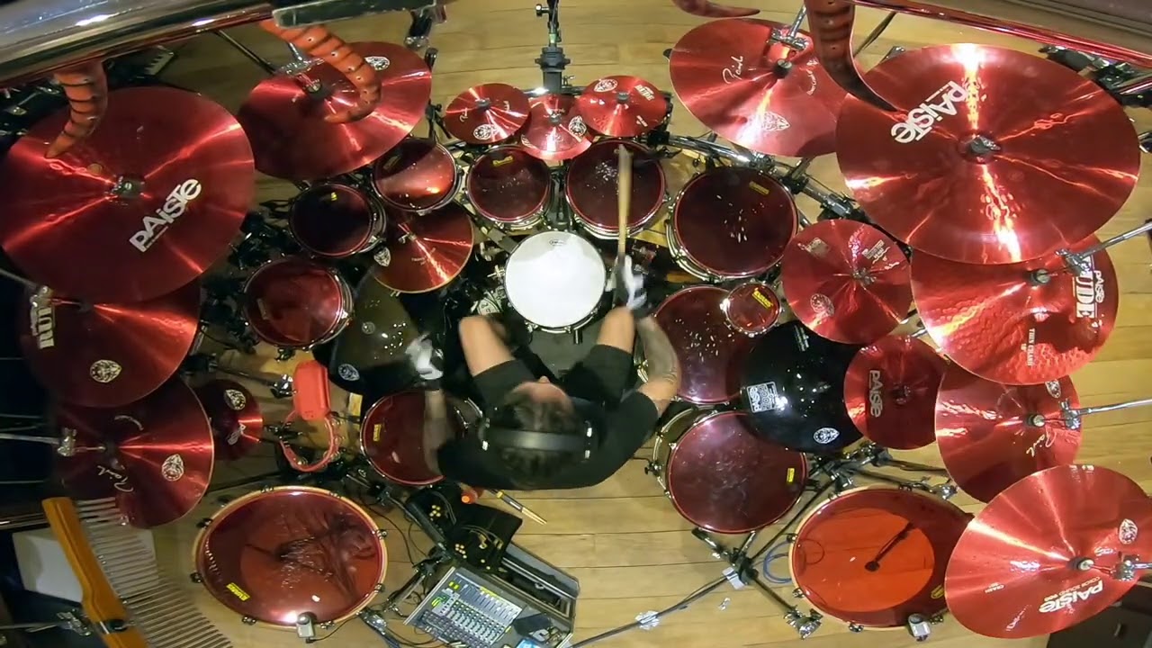 TVMaldita Presents: Aquiles Priester recording at Nas Nuvens Studio: Shouting, Pain and Frustration